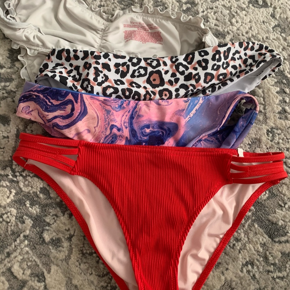 Lot of 4 bathing suit bottoms!